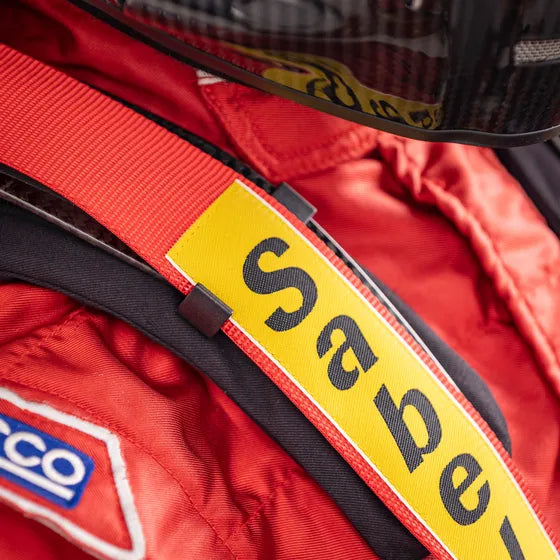 Hold your Sabet harness in place when using stand21 FHR hans device
