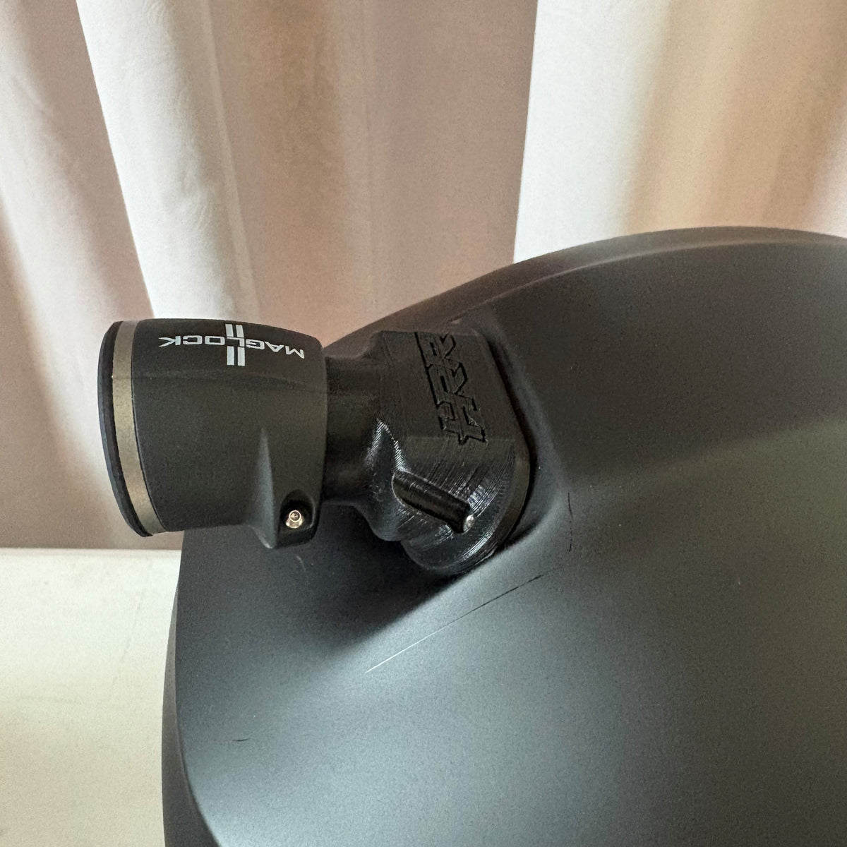 MagLock Helmet Adapters for Roux by Pininfarina & Stilo