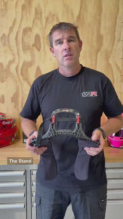 Stand 21 Series Club 3 FHR Hans Device